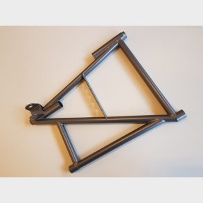 BLANK POWDER COATED R/H REAR LOWER WISHBONE